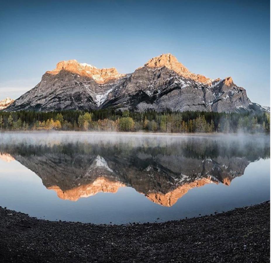 Crosswaters Resort At Kananaskis Bagian luar foto